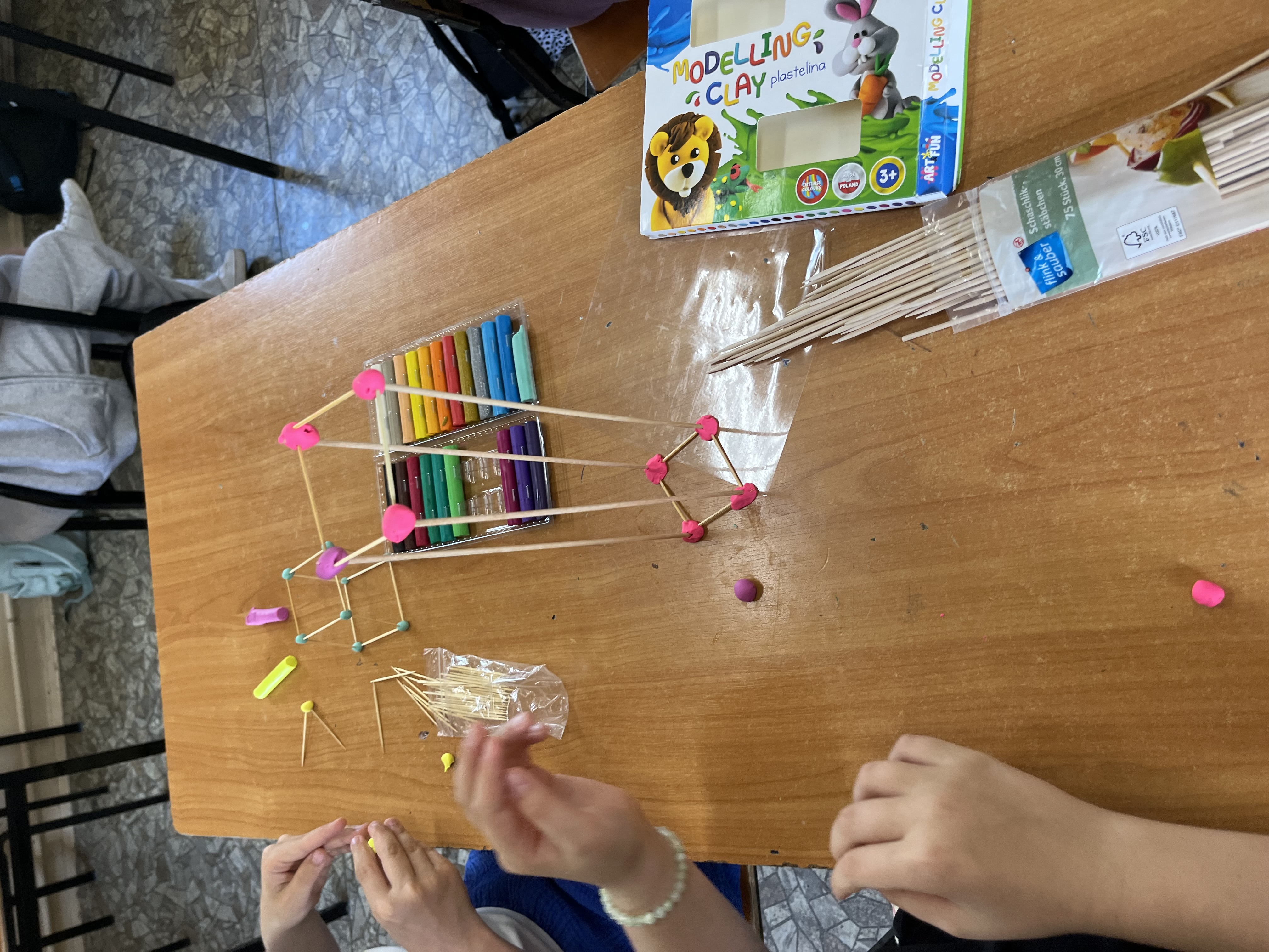 Ikona do artykułu: Budujemy prostopadłościany z wykałaczek i plasteliny!